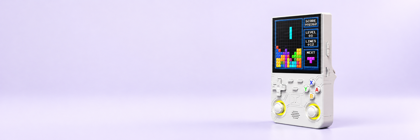 R36 Ultra · 4″ & Wi-Fi – einzelne Konsole auf hellem Studiohintergrund